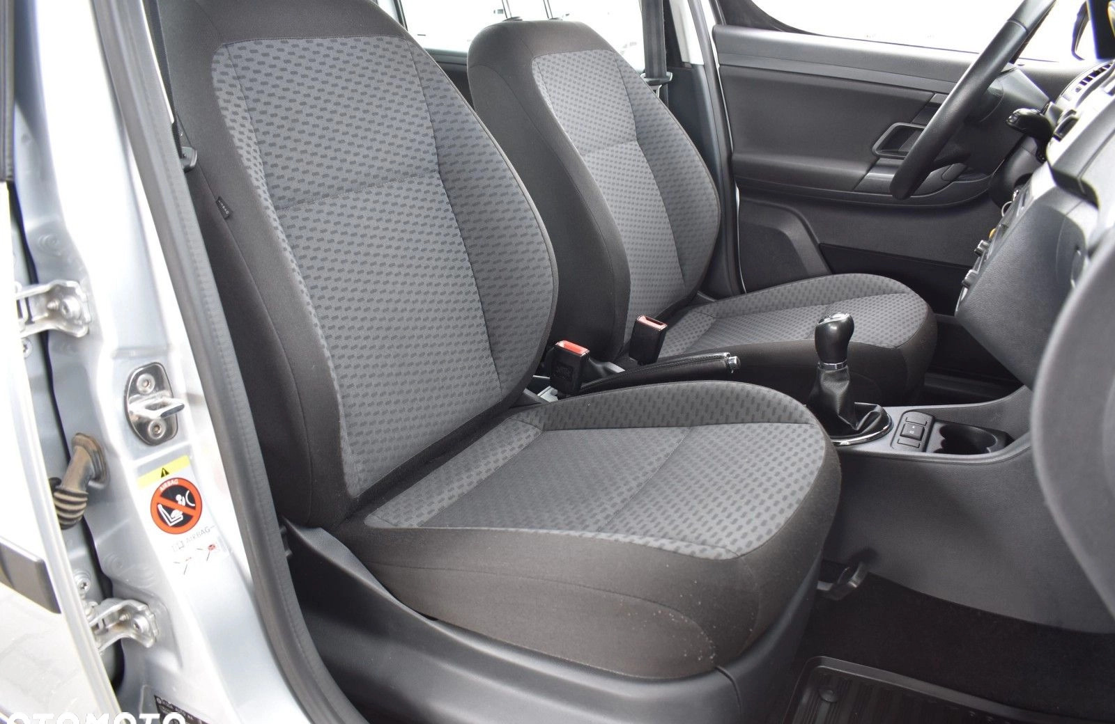 Skoda Roomster cena 29900 przebieg: 93262, rok produkcji 2013 z Poznań małe 562